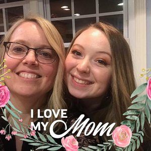 Meet your Posher, Hallie